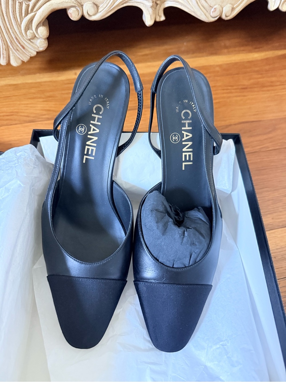 CHANEL Black Slingback Pumps - Leather and grosgrain toe size 39